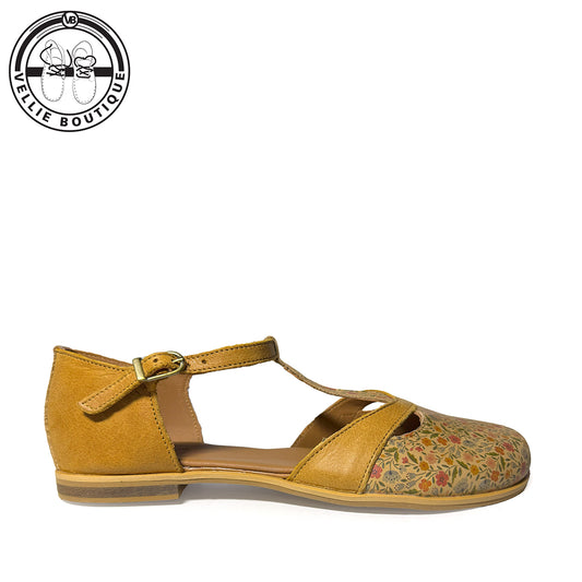 Mary Jane Veldblom - Toffee / Floral